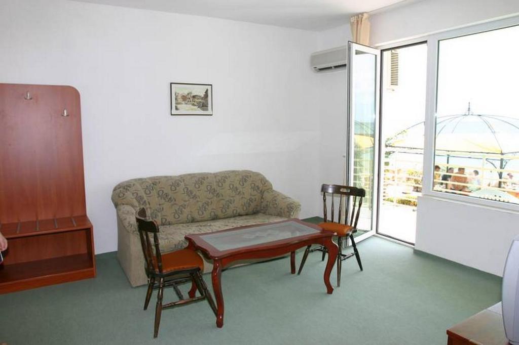 Harmony Beach Family Hotel Nesebar Bilik gambar